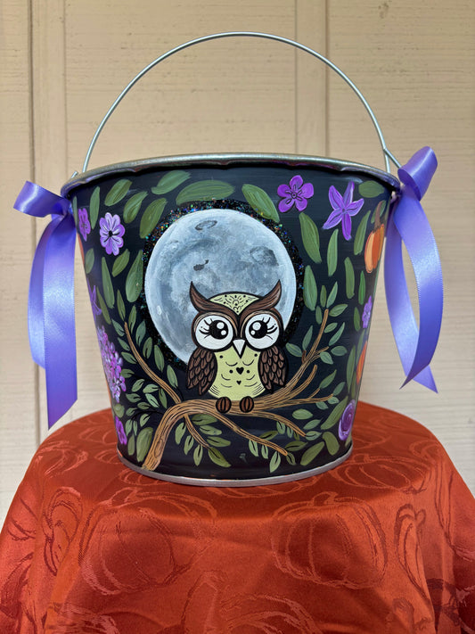 Painted Halloween Buckets